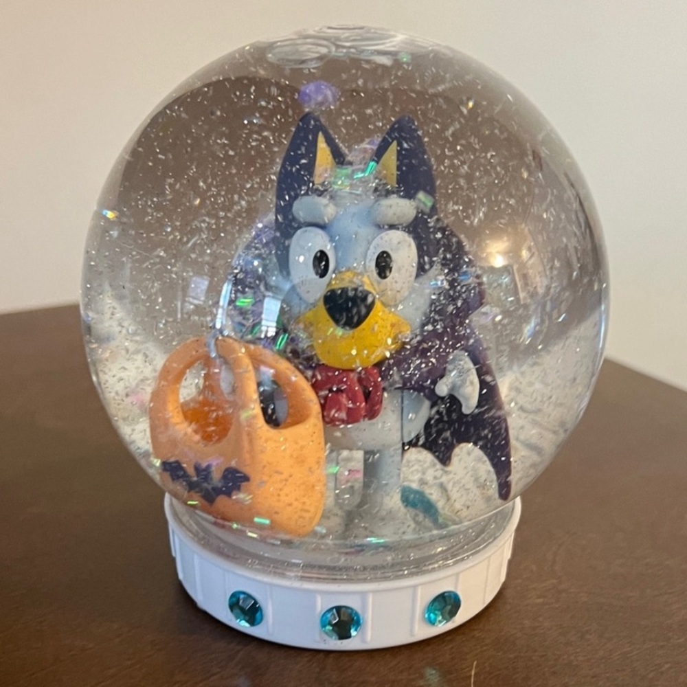 Vampire Bluey Snow Globe